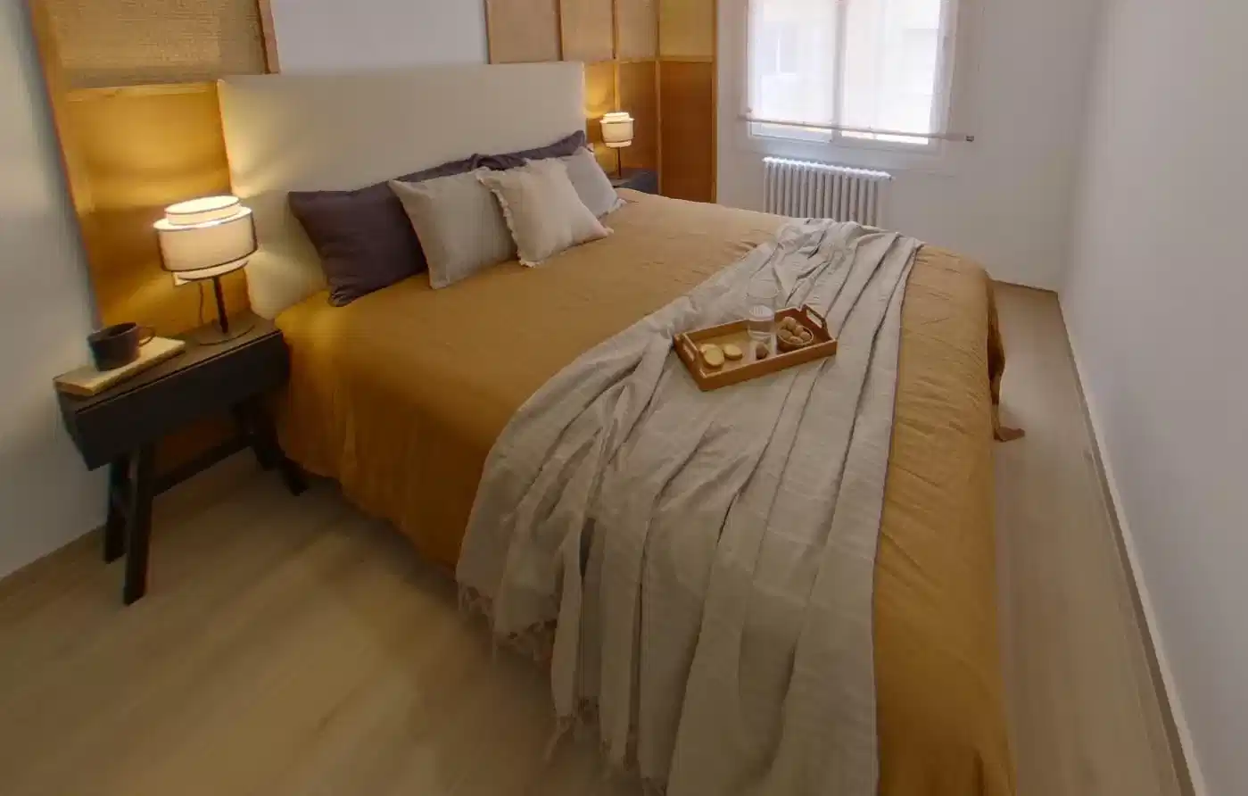 Common Area?w=400&h=260&fit=crop&q=40&auto=format&trim=auto