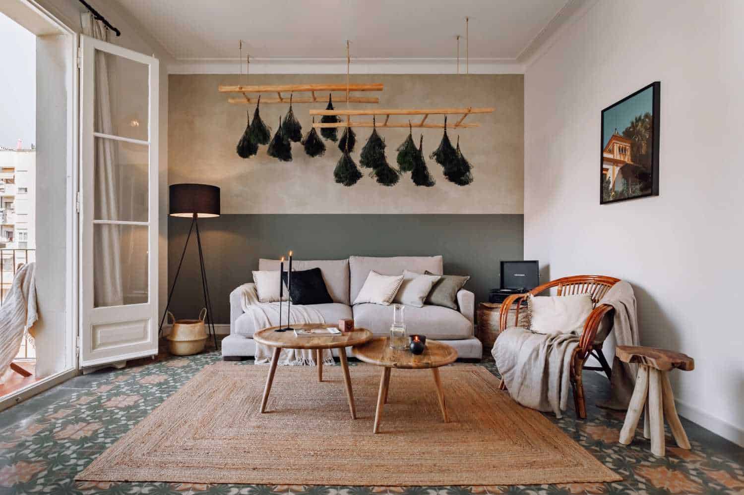 Common Area?w=400&h=260&fit=crop&q=40&auto=format&trim=auto