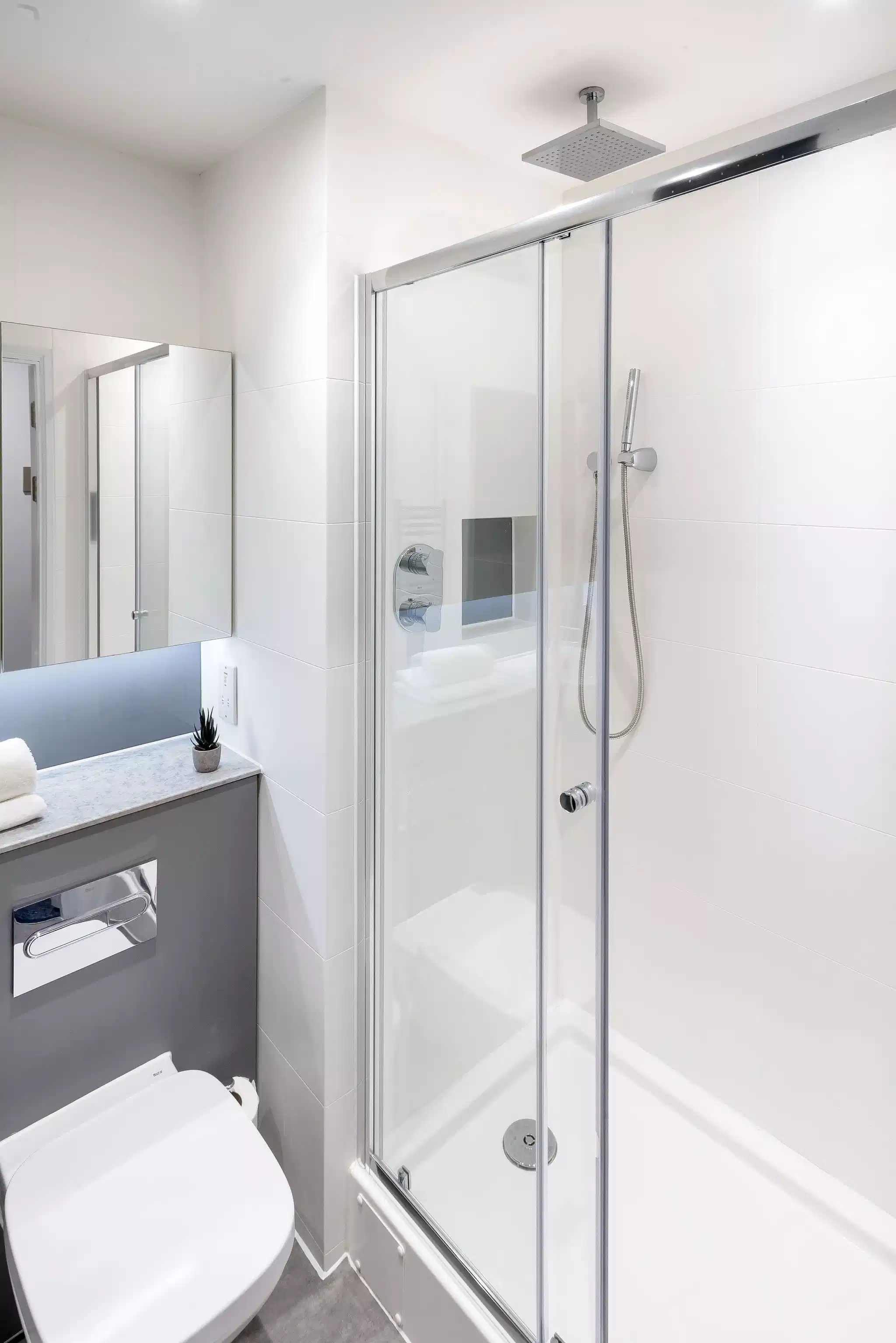 Kitchen?w=400&h=260&fit=crop&q=40&auto=format&trim=auto