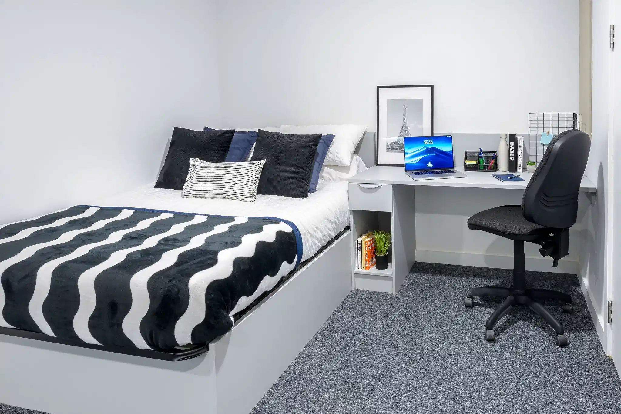 Kitchen?w=400&h=260&fit=crop&q=40&auto=format&trim=auto