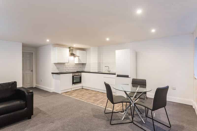 F6 16 Blenheim Terrace, Leeds - Leeds, England, United Kingdom - 1 Bed 1 Bath - Room