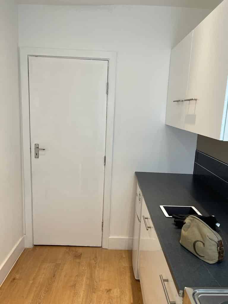 Old Oak Common Lane W3, London - London, England, United Kingdom - Studio Flat  1 - Kitchen