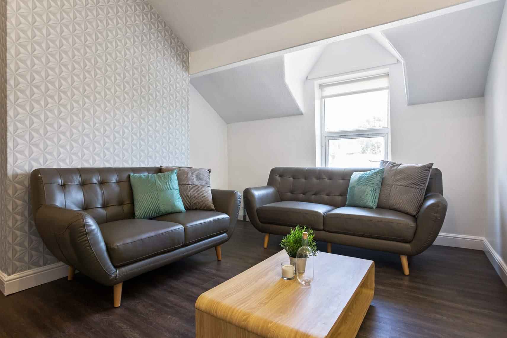 Flat 2. 1 Victoria Road - LS6 1AS, Leeds - Leeds, England, United Kingdom - Common Area