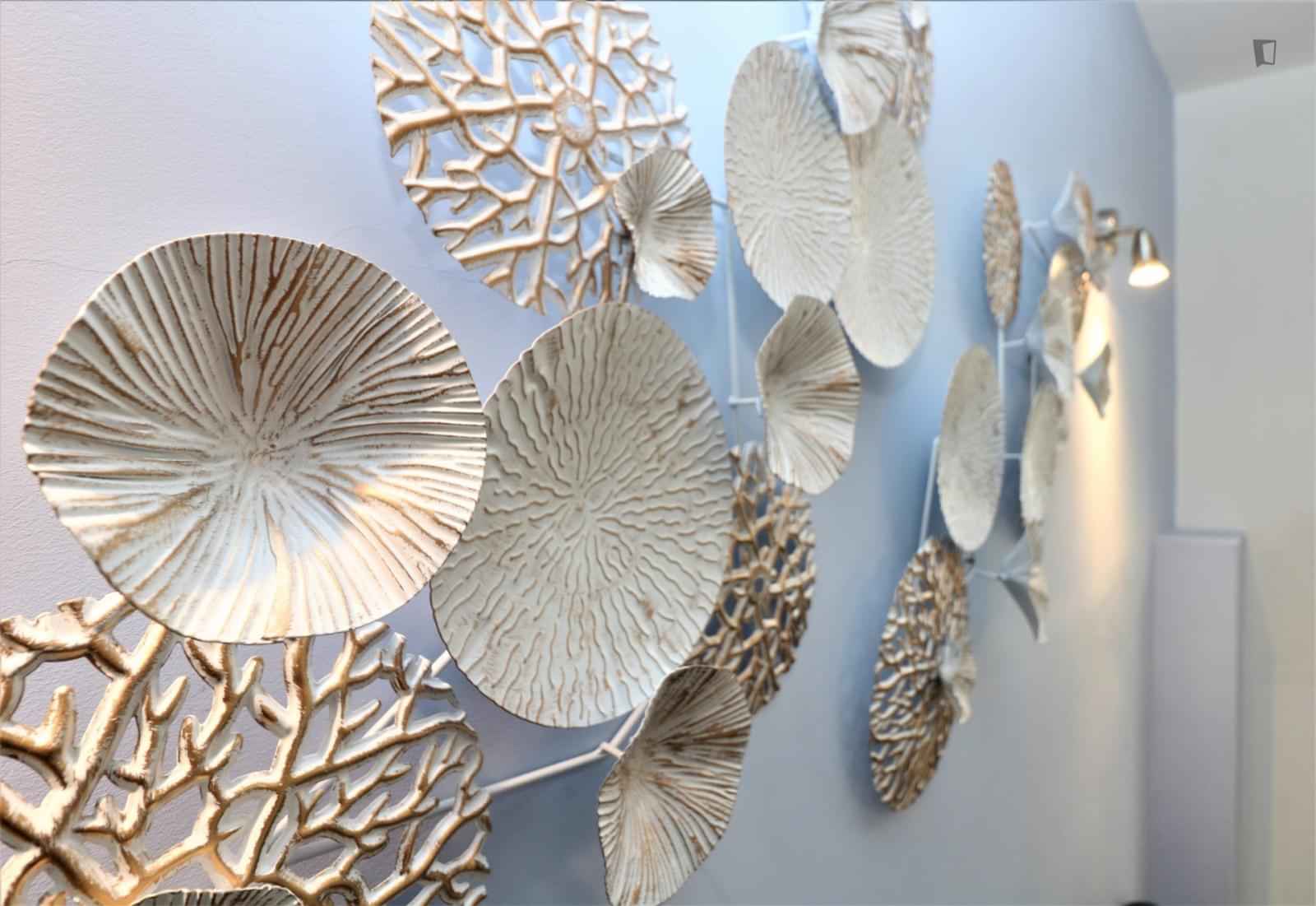 Room in a 8 Bedroom Apartment, Old Oak Rd, London, W3 7HN - London, England, United Kingdom - Amenities