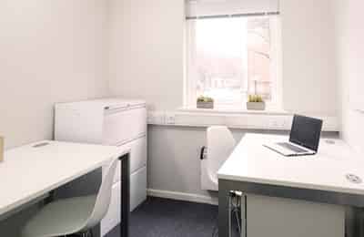 Amenities?w=400&h=260&fit=crop&q=40&auto=format&trim=auto