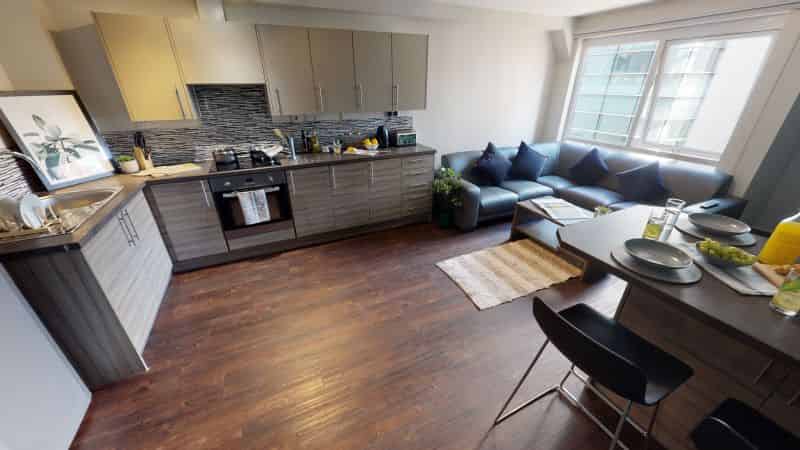 Silver En Suite Premium