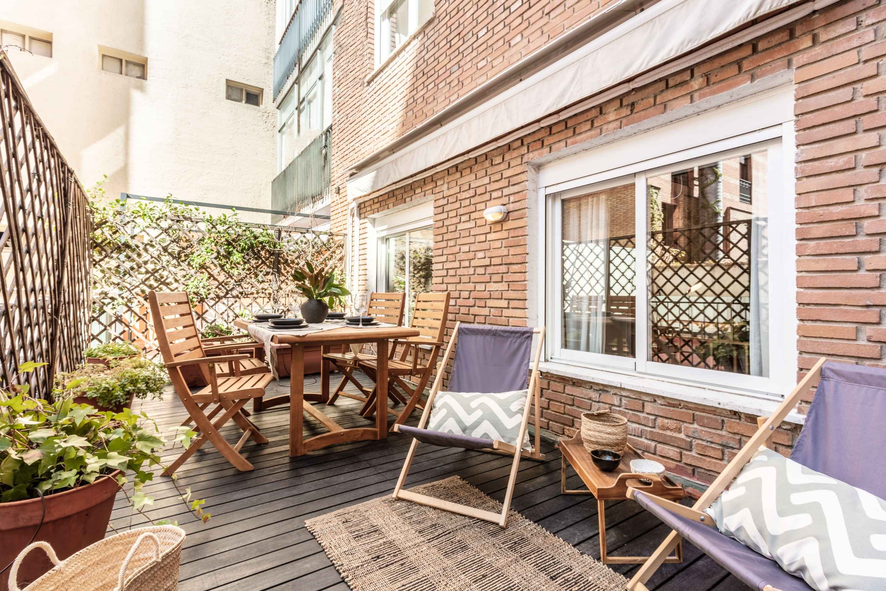 Dunga, Madrid - Madrid, Spain - Exterior