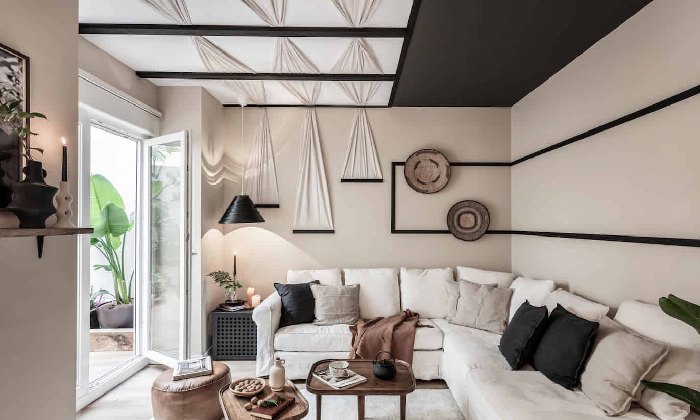 Common Area?w=400&h=260&fit=crop&q=40&auto=format&trim=auto