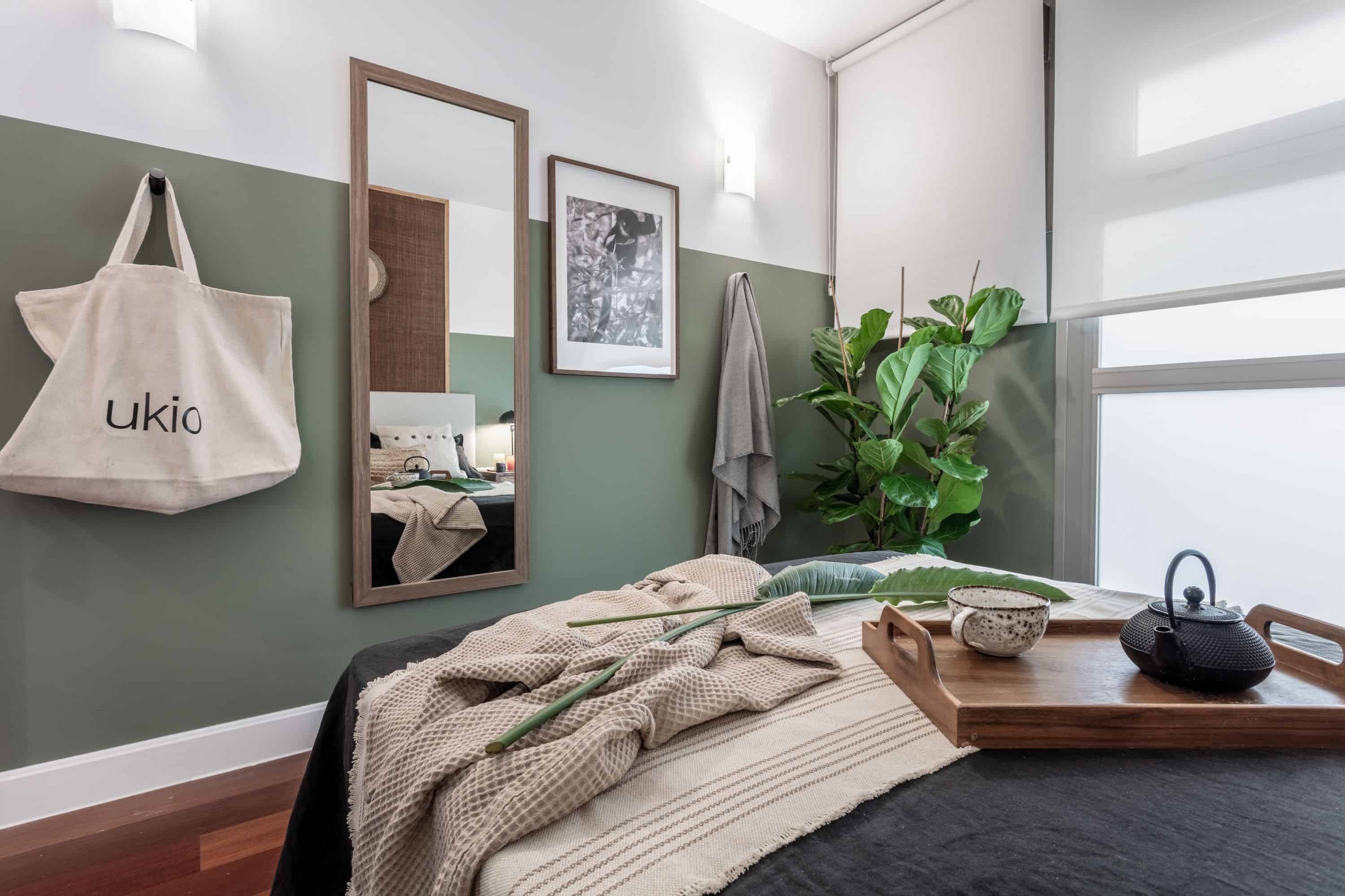 Common Area?w=400&h=260&fit=crop&q=40&auto=format&trim=auto