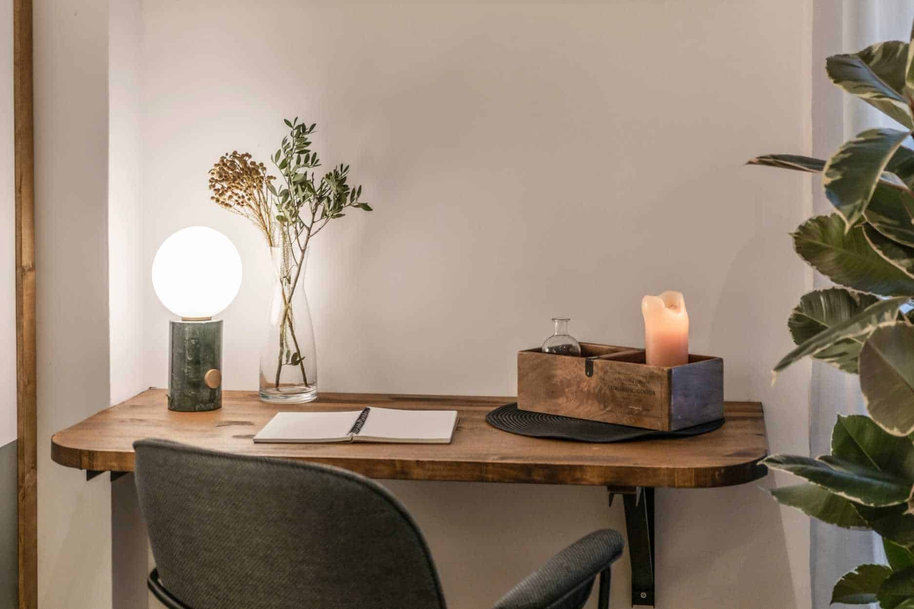 Common Area?w=400&h=260&fit=crop&q=40&auto=format&trim=auto