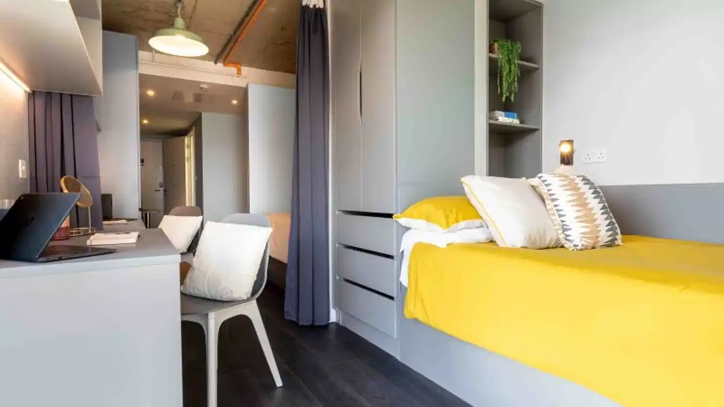 Twin Room Plus