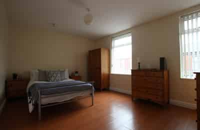 Ruskin Avenue M14, Manchester - Manchester, England, United Kingdom - 6 Bedroom 2 Bathroom Apartment (1) - Bedroom