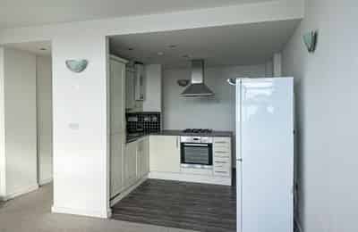 Shaftesbury Road E7, London - London, England, United Kingdom - 1 Bedroom Apartment - Kitchen