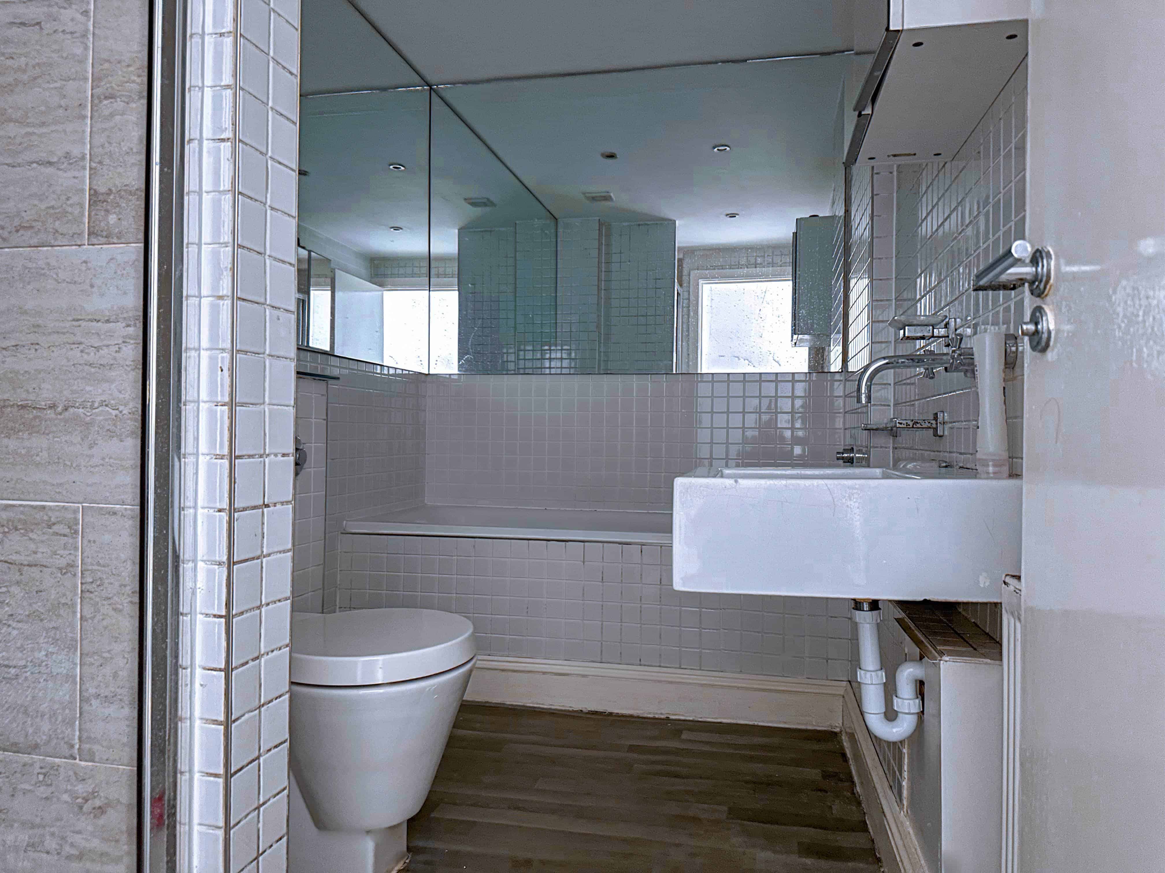 1 Bedroom Apartment - Kitchen?w=400&h=260&fit=crop&q=40&auto=format&trim=auto