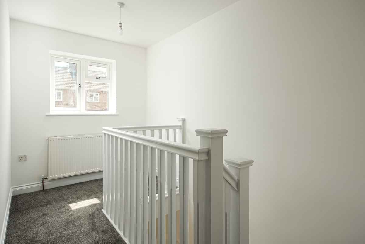 St John's Crescent BS3, Bristol - Bristol, England, United Kingdom - 6 Bedroom 2 Bathroom Apartment - Room