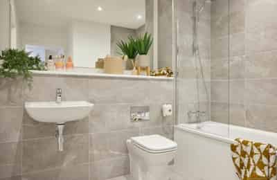 Anchorage Quay M50, Salford - Salford, England, United Kingdom - 2 Bedrooms 2 Bathroom Apartment - Bathroom