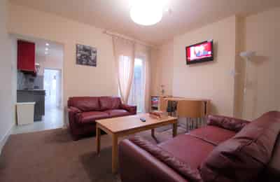 3 Bedroom Apartment, 3 Gristhorpe Road, Selly Oak, Birmingham B29 7TD - Birmingham, England, United Kingdom - Common Area