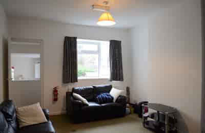 1 Bedroom Apartment, 3 Edwards Road, Selly Oak, Birmingham B29 7DH (Flat 2) - Birmingham, England, United Kingdom - Common Area