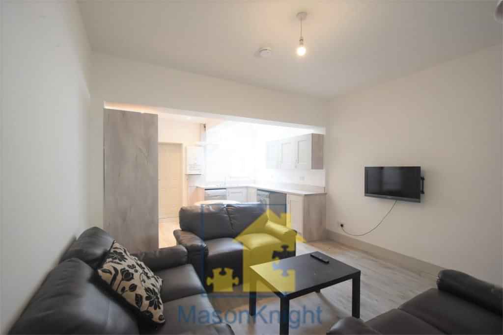 6 Bedroom Apartment,18 Katie Road, Selly Oak, Birmingham B29 6JG - Birmingham, England, United Kingdom - Common Area