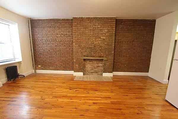 Common Area?w=400&h=260&fit=crop&q=40&auto=format&trim=auto