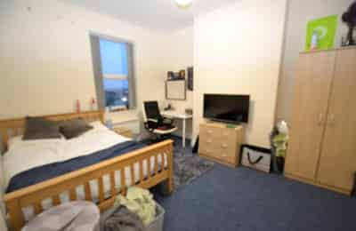 Gloucester Road, Bristol - Bristol, England, United Kingdom - 6 Bedroom 1 Bathroom Apartment - Bedroom
