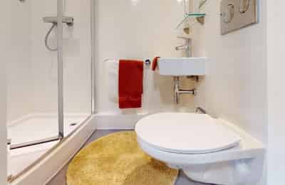 Amenities?w=400&h=260&fit=crop&q=40&auto=format&trim=auto