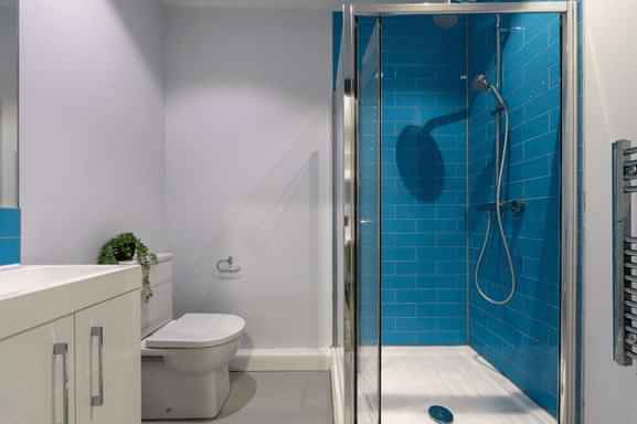 Amenities?w=400&h=260&fit=crop&q=40&auto=format&trim=auto