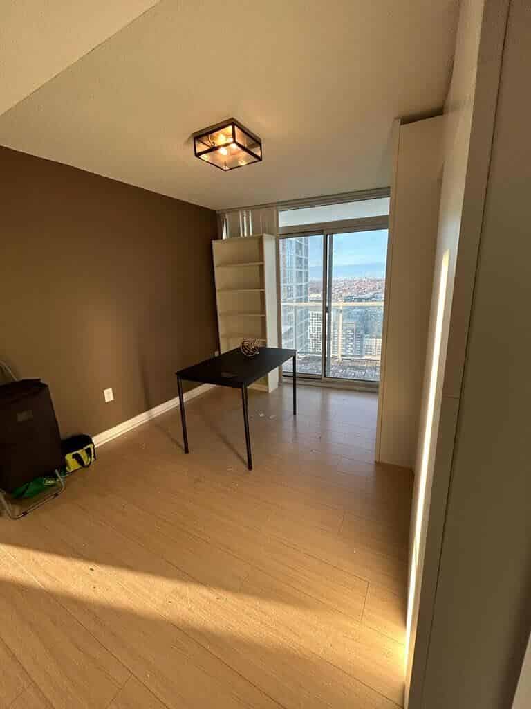 Deluxe Room - Bedroom?w=400&h=260&fit=crop&q=40&auto=format&trim=auto