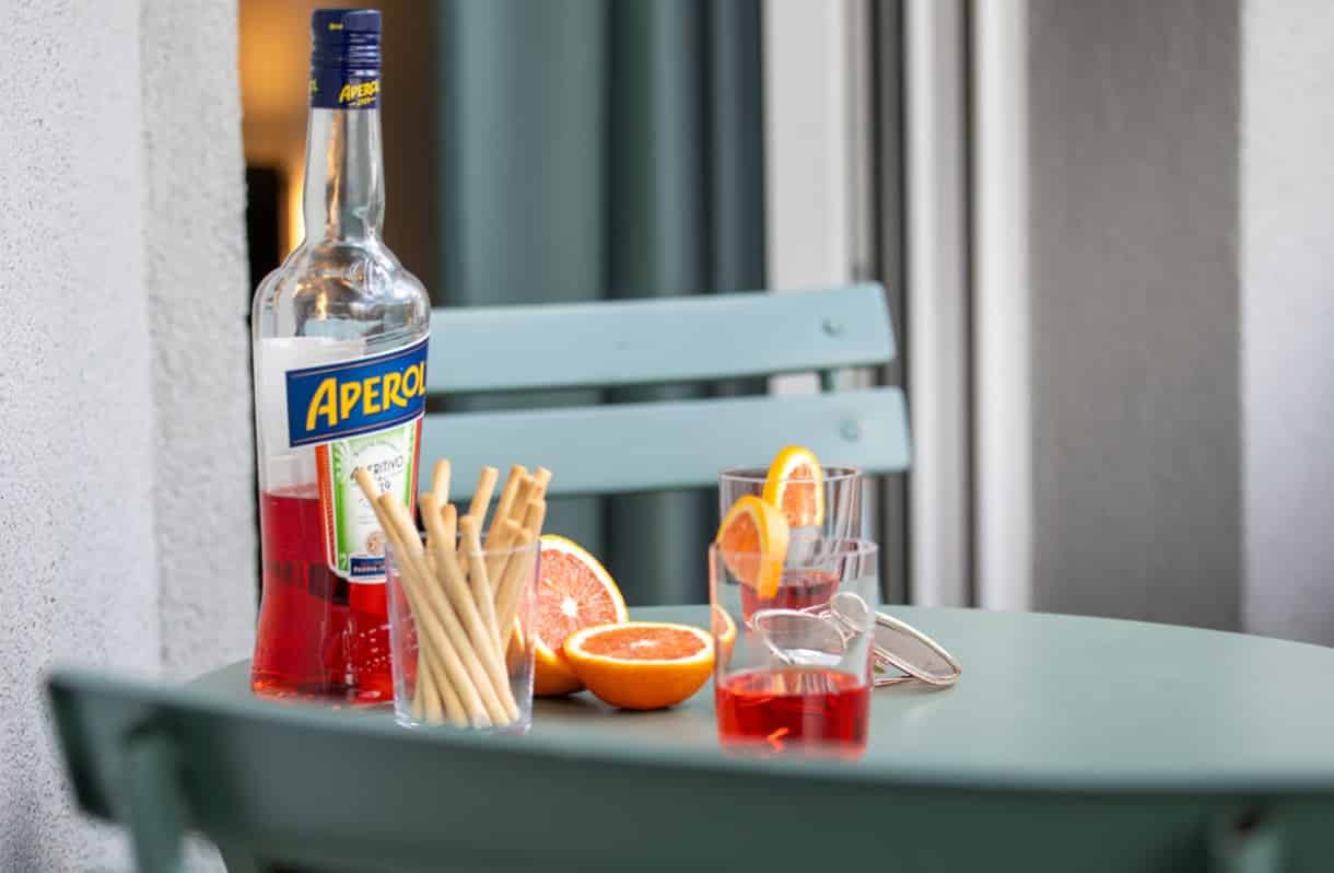 Amenities?w=400&h=260&fit=crop&q=40&auto=format&trim=auto