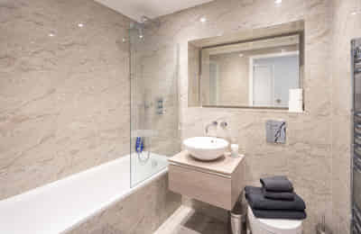 Abbey View 5, London - London, England, United Kingdom - 1 Bedroom 1 Bathroom Apartment - Bathroom
