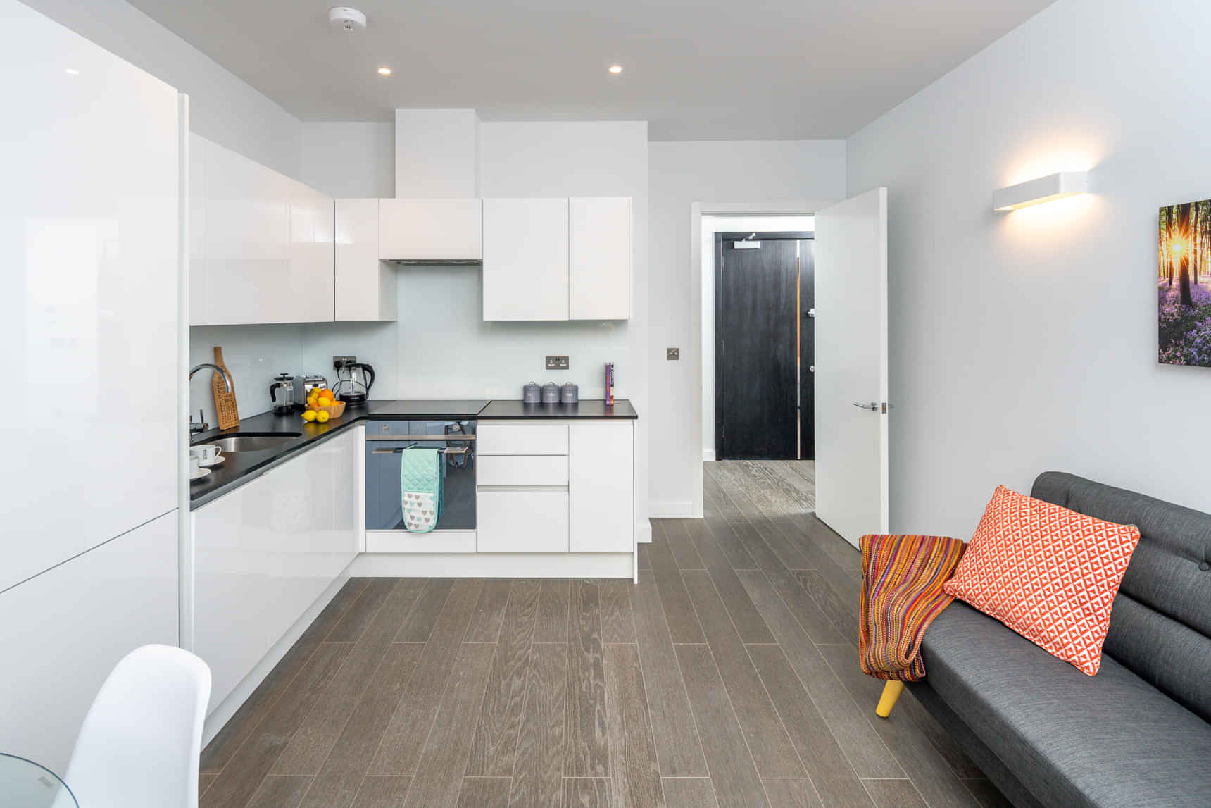 Abbey View 6, London - London, England, United Kingdom - 1 Bedroom 1 Bathroom Apartment - Kitchen
