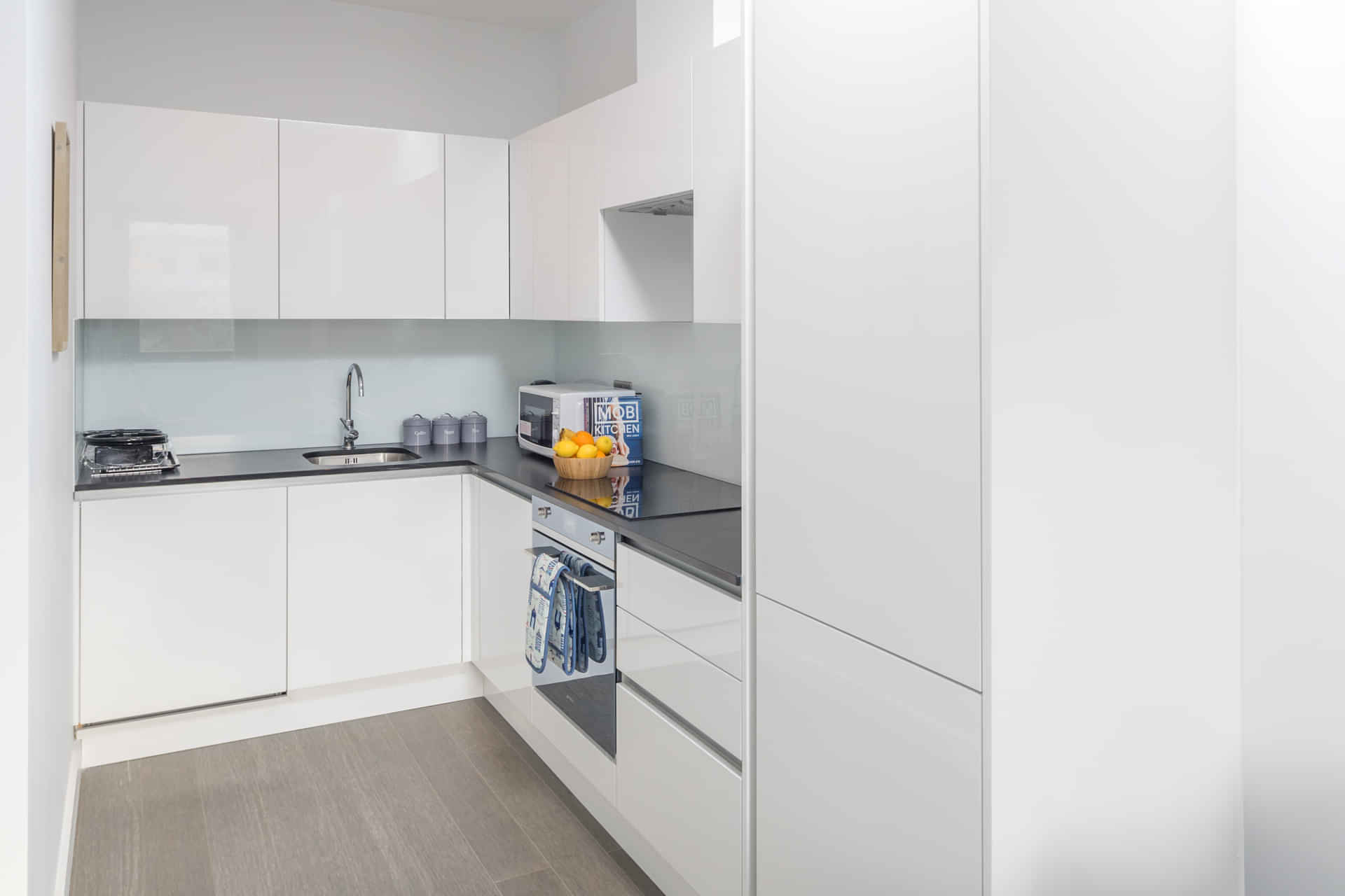 Abbey View 8, St Albans - Watford, England, United Kingdom - 1 Bedroom Flat - Kitchen