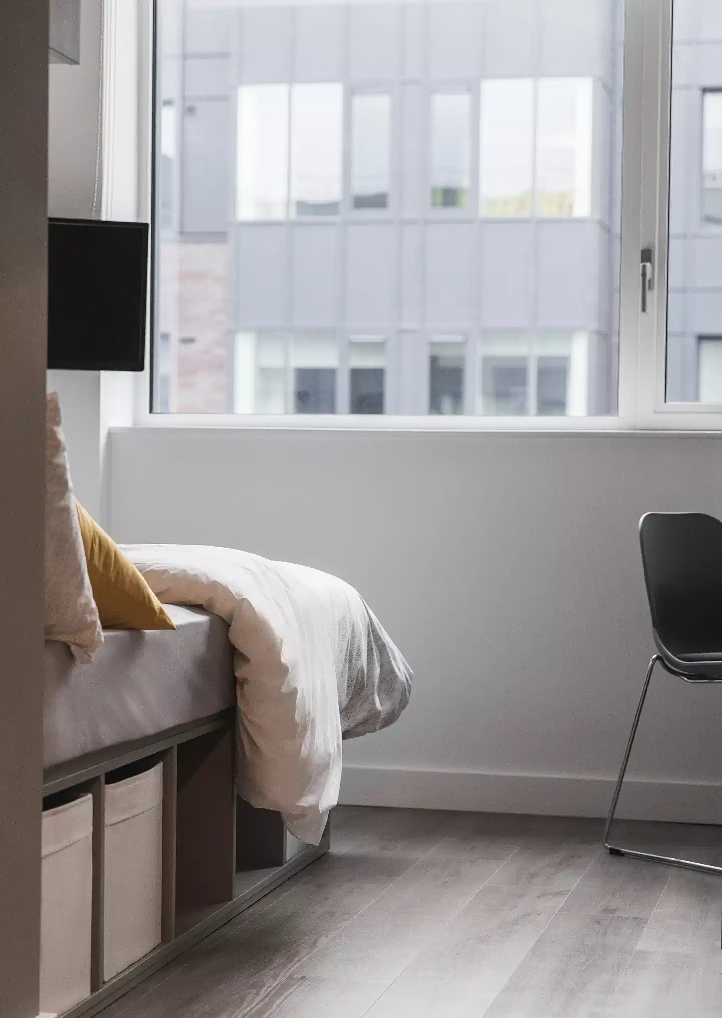 Kitchen?w=400&h=260&fit=crop&q=40&auto=format&trim=auto