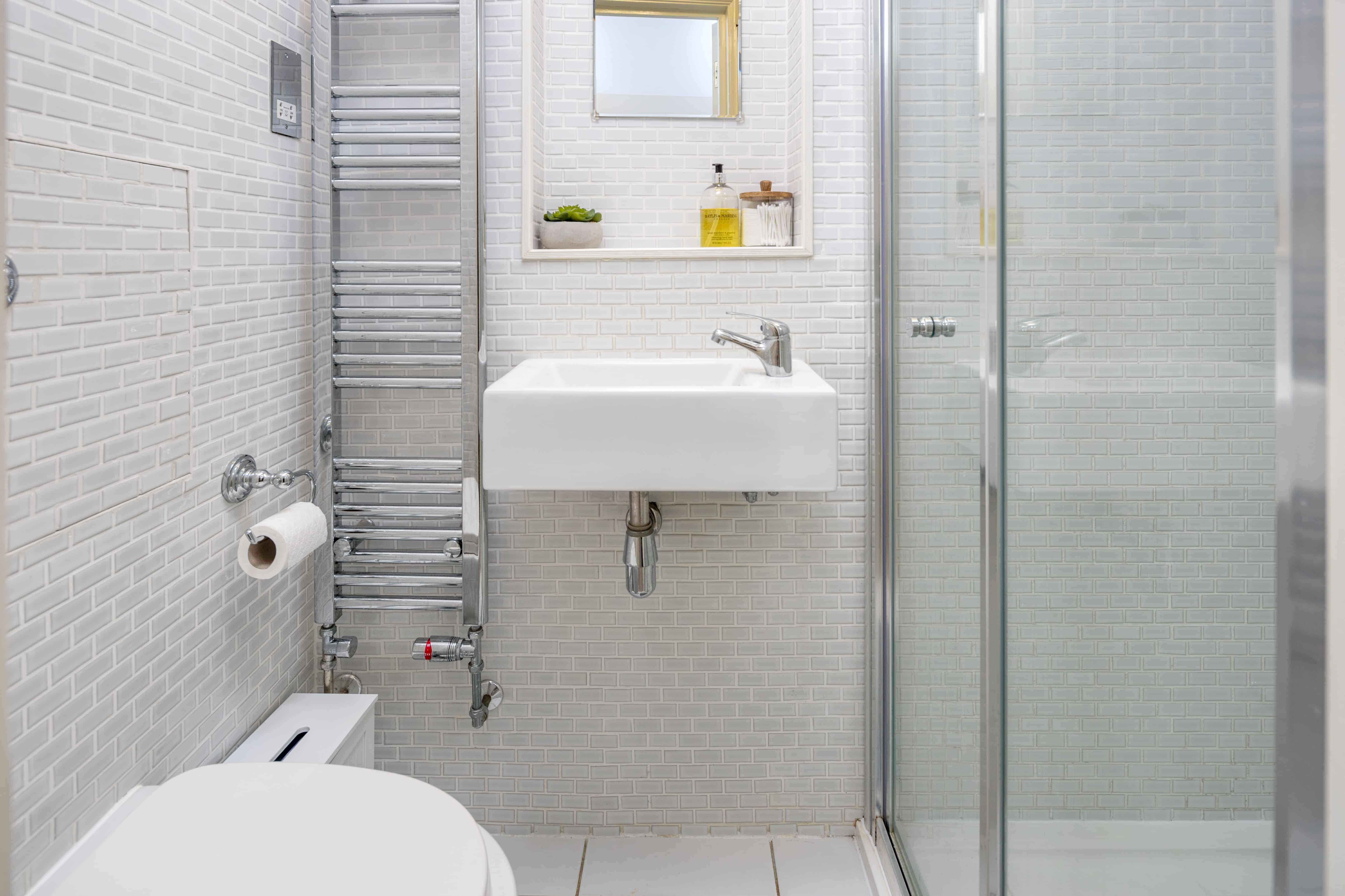 2 Bedroom Flat - Bedroom?w=400&h=260&fit=crop&q=40&auto=format&trim=auto