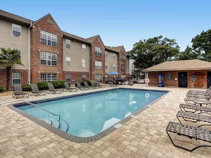 Royal Village, Gainesville - Gainesville, Florida, United States - Amenities