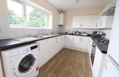 6 bedroom house, Camrose Avenue - undefined - kitchen - Kitchen - 05-07-2023