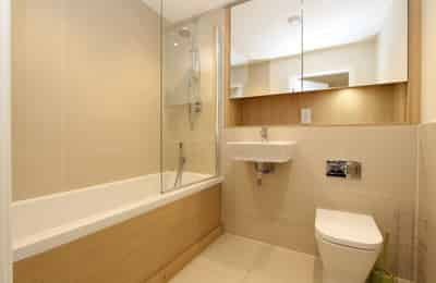 5 bedroom apartment, Barquentine Heights,4 Peartree Way - undefined - bathroom - Bathroom - 03-07-2023
