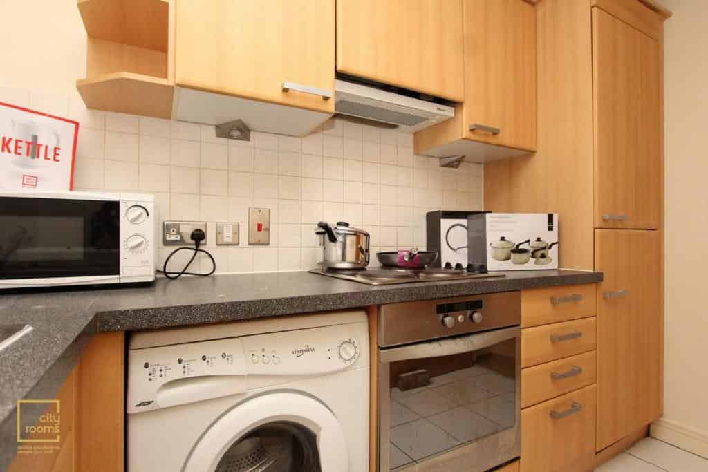 3 bedroom apartment, The Quadrangle House, Romford Road - undefined - kitchen - Kitchen - 28-06-2023