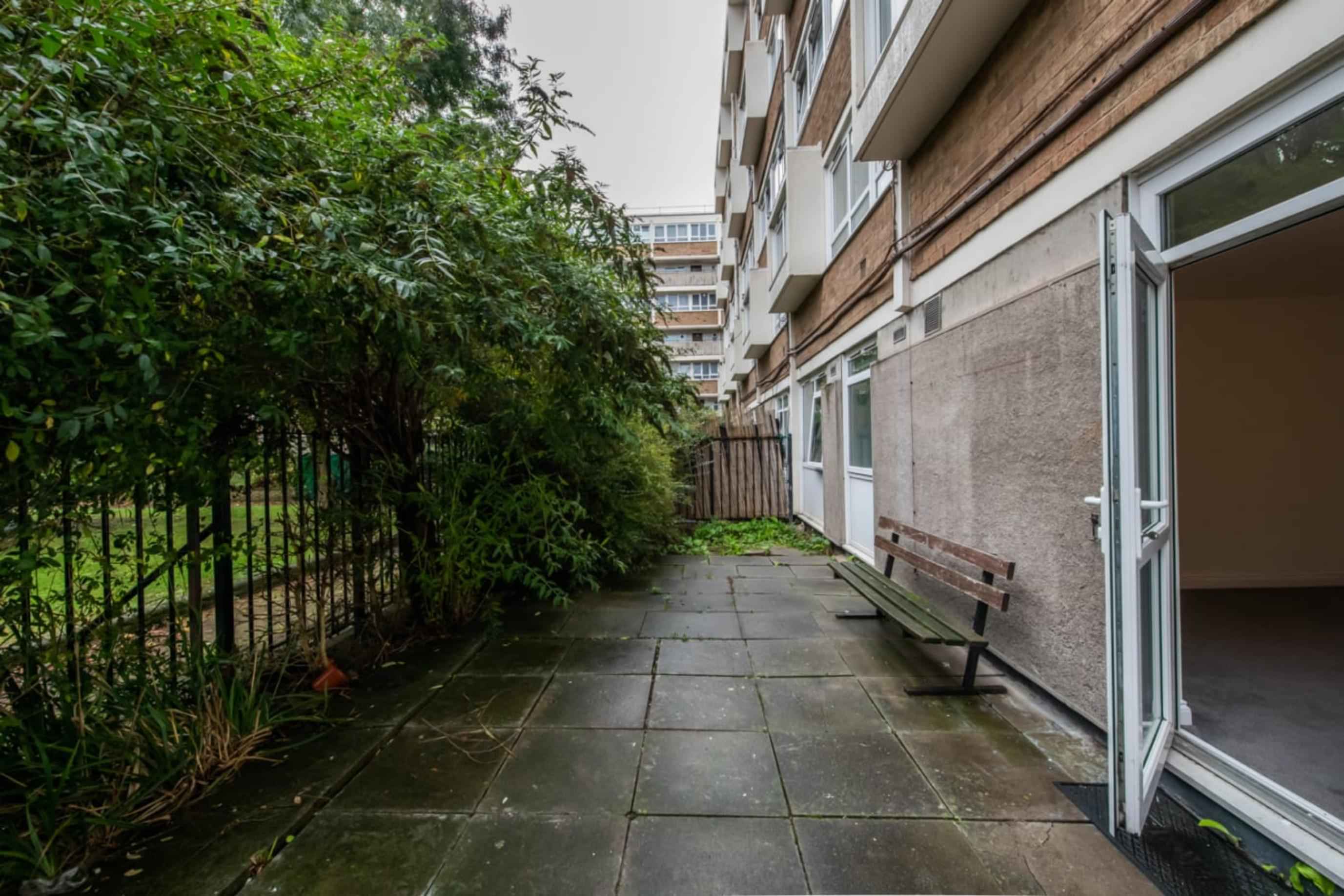 Comfy Double Bedroom Near Clapham Junction Train Station, London  - London, England, United Kingdom - Exterior