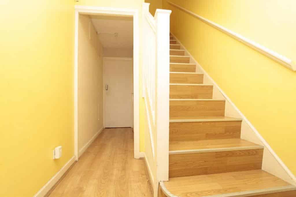 Room in a 4 Bedroom Apartment, Ann Moss Way, London SE16 2TJ - London, England, United Kingdom - Common Area