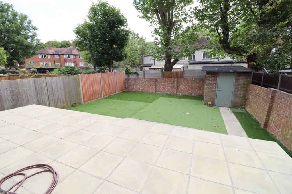 Room in a 5 Bedroom Apartment, Woodgrange Ave, London W5 3NY (Flat 1) - London, England, United Kingdom - Exterior