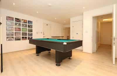 1 Bedroom Apartment, Canada St, London, SE16 6RG - London, England, United Kingdom - Amenities