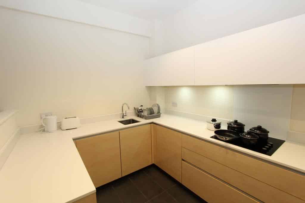 Room in a 5 Bedroom Apartment, Peartree Way, London SE10 0GU - London, England, United Kingdom - Kitchen