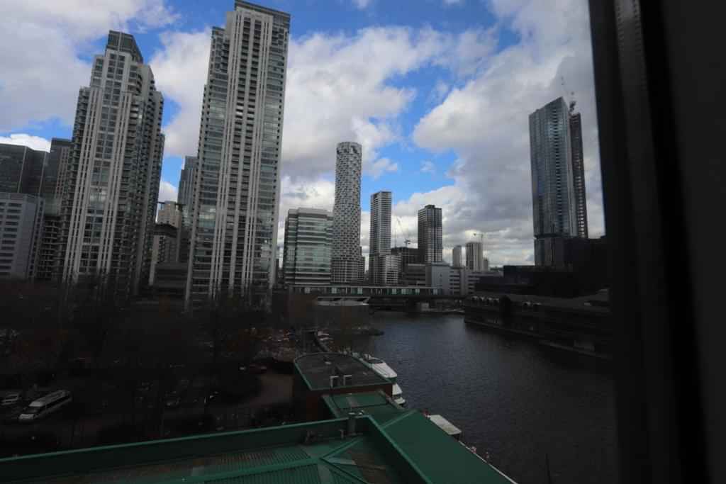 Room in a 3 Bedroom Apartment, Millharbour, London E14 9XP - London, England, United Kingdom - Exterior