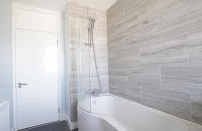 Appealing Single Bedroom Close To Columbia Road Flower Market, London - London, England, United Kingdom - 5 Bed - 1 Bath - Bathroom
