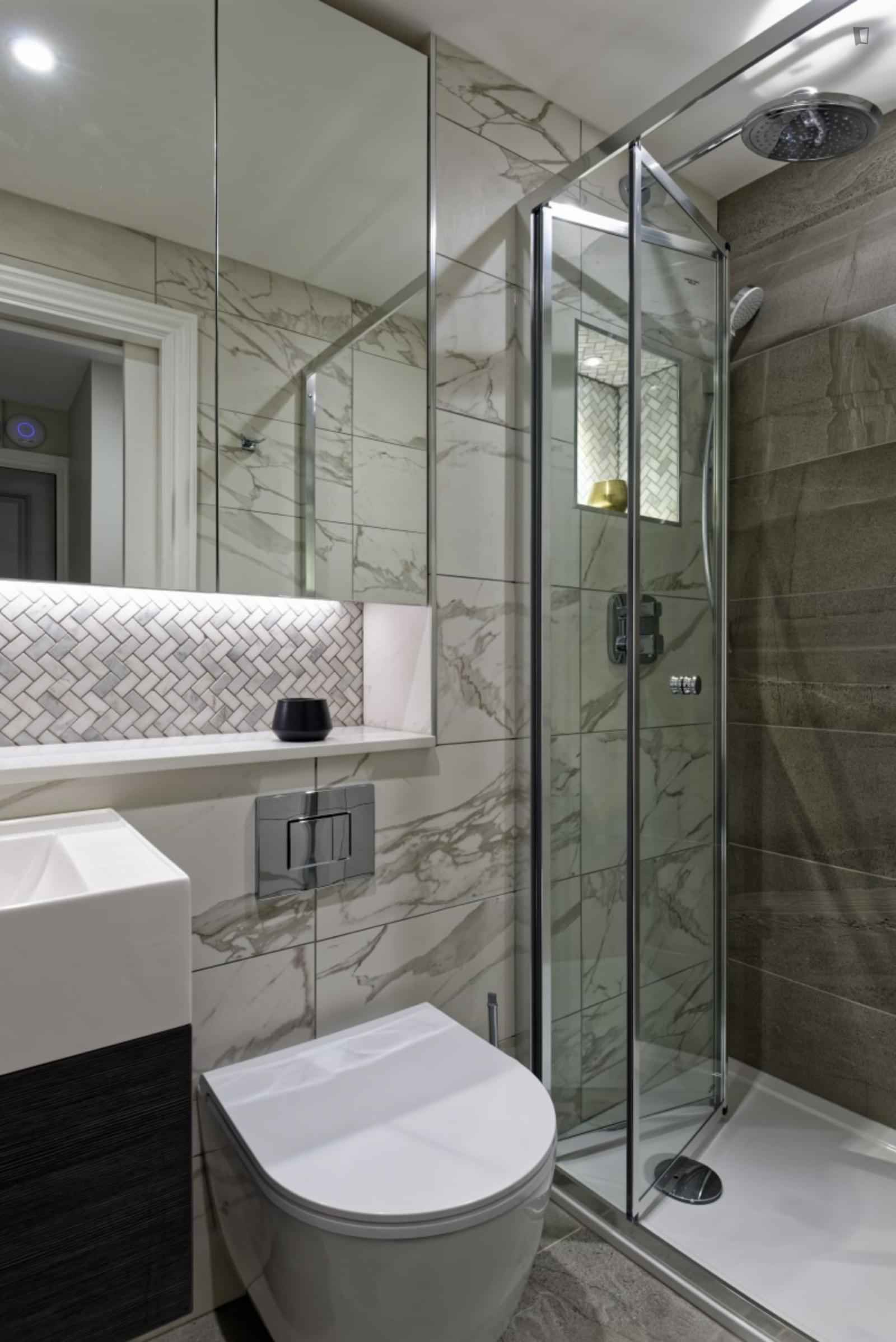 Studio Room, Nottingham Pl, London (Studio 2) - London, England, United Kingdom - Studio - Bathroom