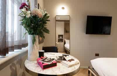 Studio Room, Cromwell Rd, London, SW7 2RL (Studio 1) - London, England, United Kingdom - Studio - Amenities