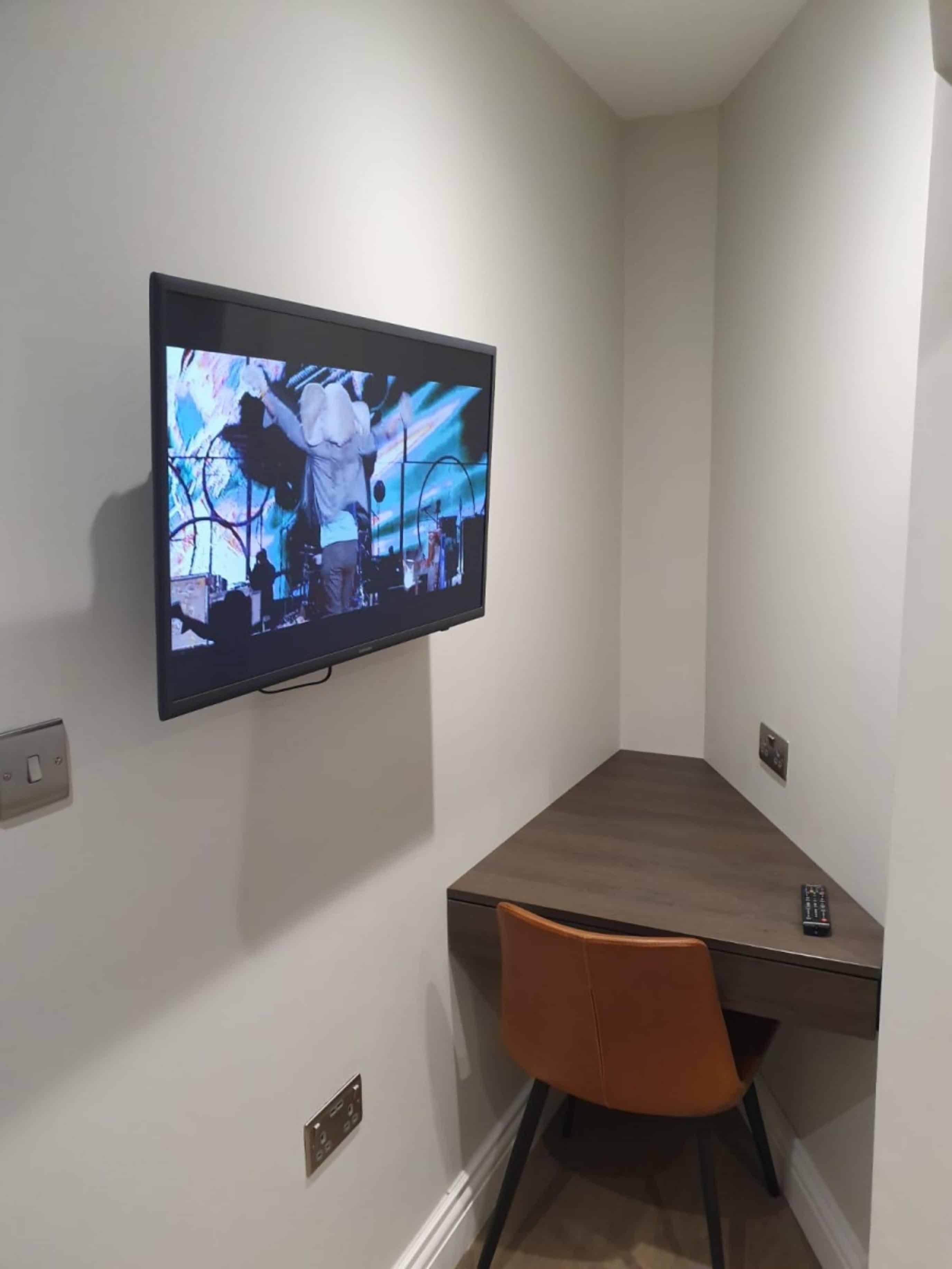 Studio Room, Inner Cir, London, NW1 4NS - London, England, United Kingdom - Bedroom 1 - Amenities