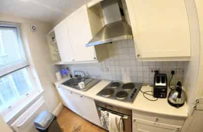 Attractive double bedroom in Covent Garden - Amenities?w=400&h=260&fit=crop&q=40&auto=format&trim=auto