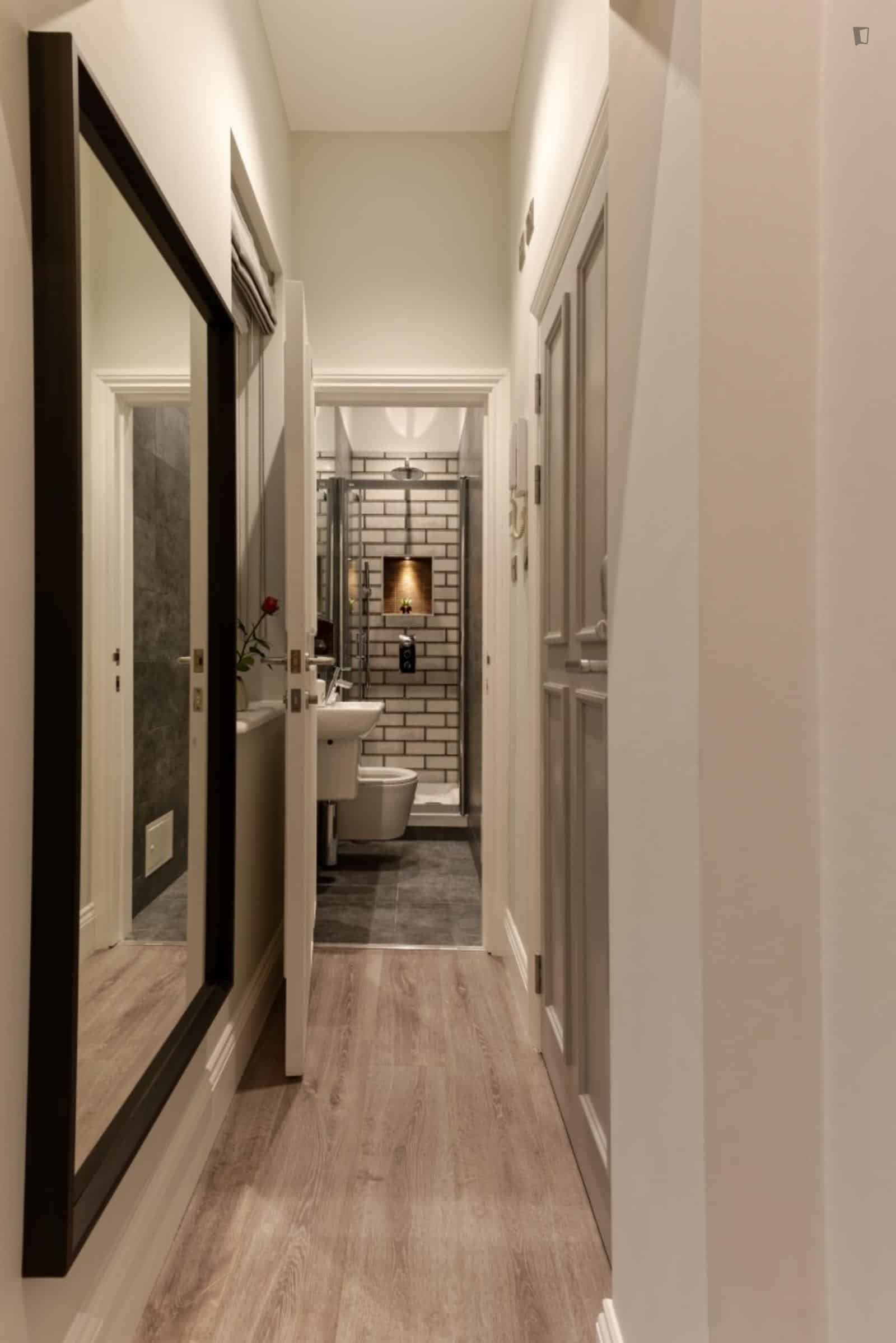 Studio Room, Linden Gardens, London W2 4HE (Studio 6) - London, England, United Kingdom - Studio - Bathroom